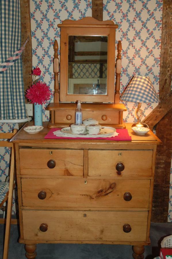 Clayton Wickham Farmhouse Hurstpierpoint Екстер'єр фото