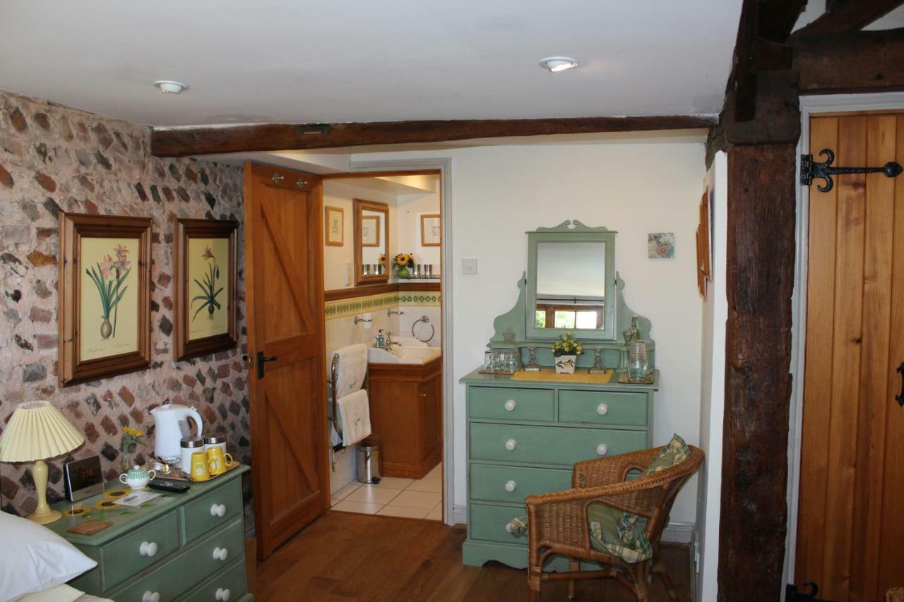 Clayton Wickham Farmhouse Hurstpierpoint Екстер'єр фото