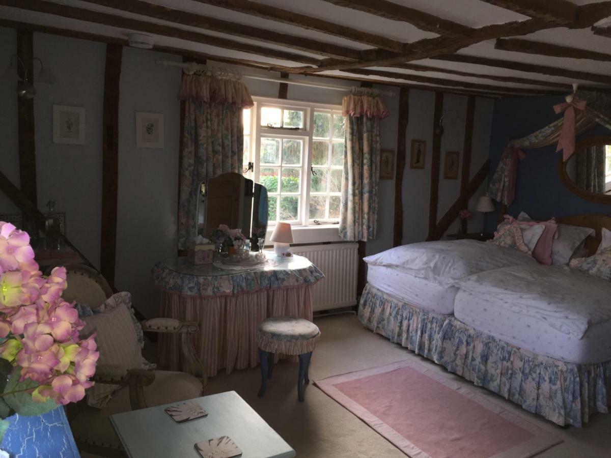 Clayton Wickham Farmhouse Hurstpierpoint Екстер'єр фото